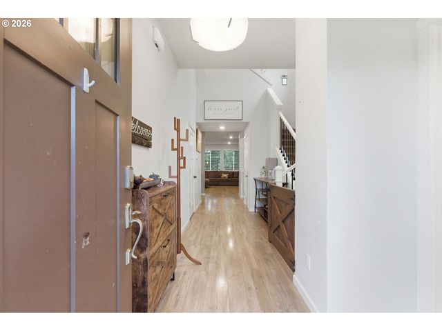 476 Sw 15TH Ave, Canby, OR 97013