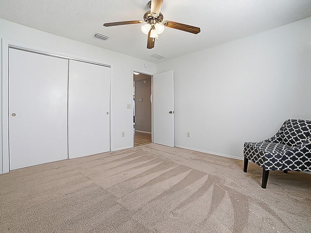 Image 28 of property listing at 17385 SE 78TH DRAUGHTON COURT, The Villages, FL 32162