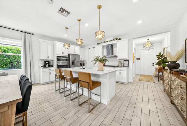 19323 Broad Shore Walk, Loxahatchee, FL 33470