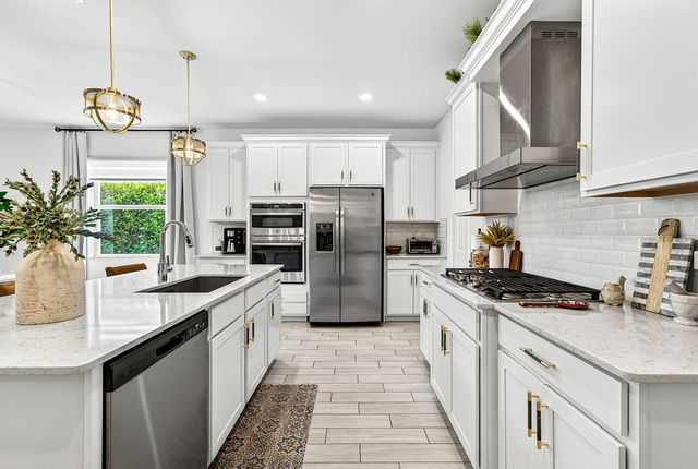 19323 Broad Shore Walk, Loxahatchee, FL 33470