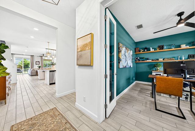 19323 Broad Shore Walk, Loxahatchee, FL 33470