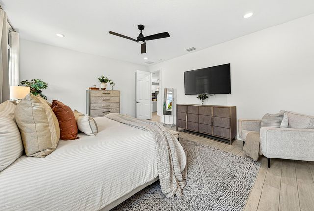 19323 Broad Shore Walk, Loxahatchee, FL 33470