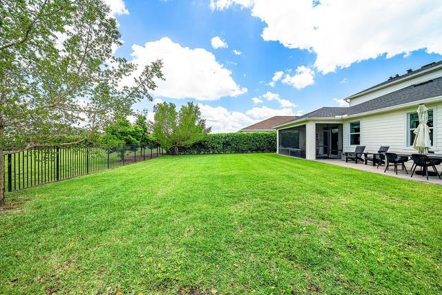 19323 Broad Shore Walk, Loxahatchee, FL 33470