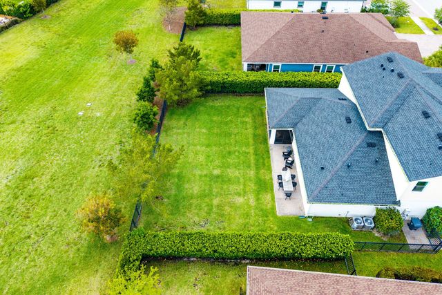 19323 Broad Shore Walk, Loxahatchee, FL 33470