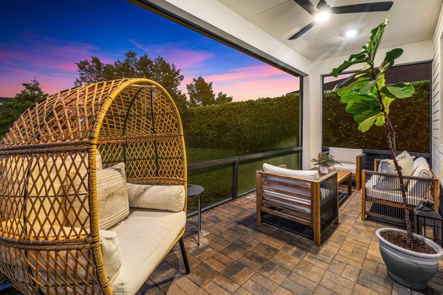 19323 Broad Shore Walk, Loxahatchee, FL 33470