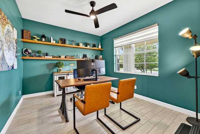 19323 Broad Shore Walk, Loxahatchee, FL 33470