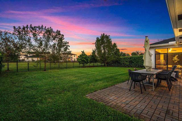 19323 Broad Shore Walk, Loxahatchee, FL 33470