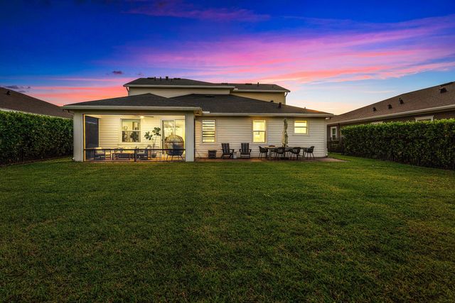 19323 Broad Shore Walk, Loxahatchee, FL 33470