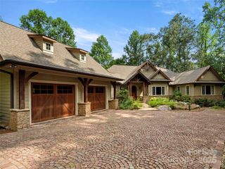 672 Walnut Valley Parkway, Arden, NC 28704