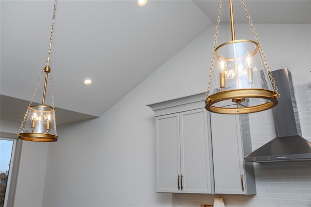 1207 S 92nd Street, West Des Moines, IA 50266