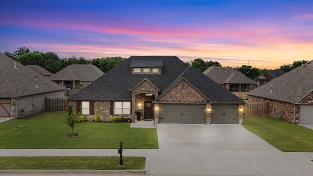 455 Payton Place, Farmington, AR 72730