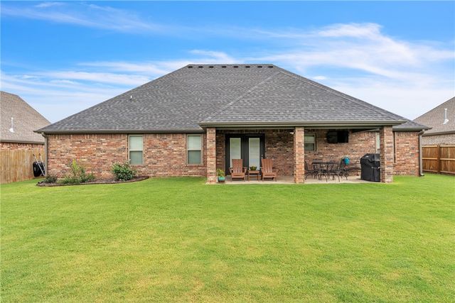 455 Payton Place, Farmington, AR 72730
