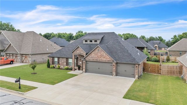 455 Payton Place, Farmington, AR 72730