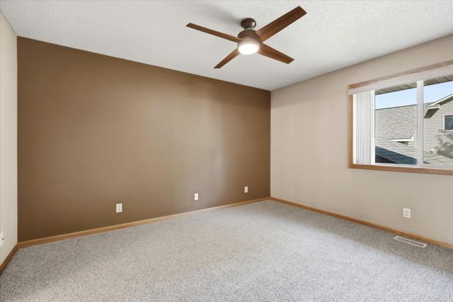 6007 Nathan Boulevard, Rockford, MN 55373