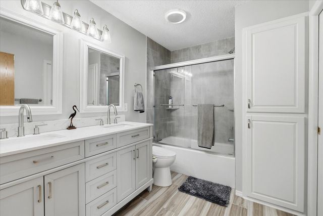 6007 Nathan Boulevard, Rockford, MN 55373