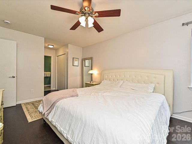 1616 English Knoll Drive, Matthews, NC 28105