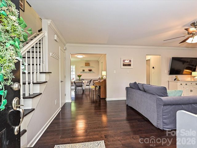 1616 English Knoll Drive, Matthews, NC 28105