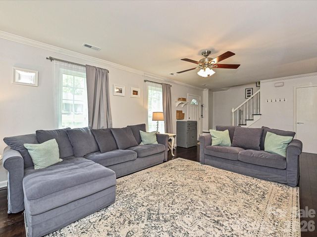 1616 English Knoll Drive, Matthews, NC 28105