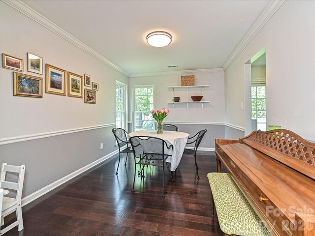 1616 English Knoll Drive, Matthews, NC 28105