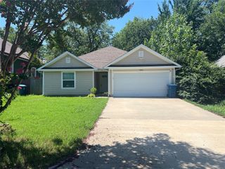 1406 W Sears Street, Denison, TX 75020