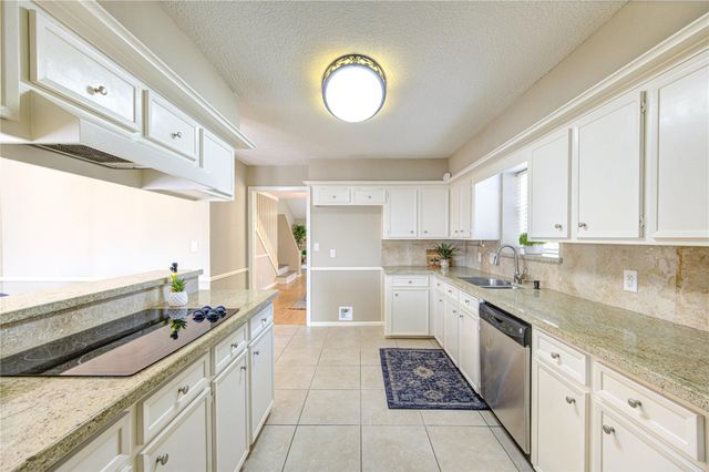 2238 Hickory Lawn Drive, Houston, TX 77077