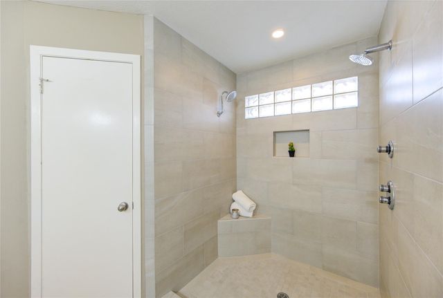 2238 Hickory Lawn Drive, Houston, TX 77077