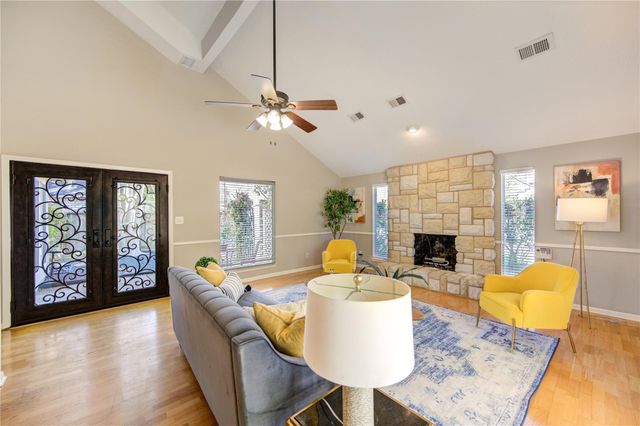 2238 Hickory Lawn Drive, Houston, TX 77077