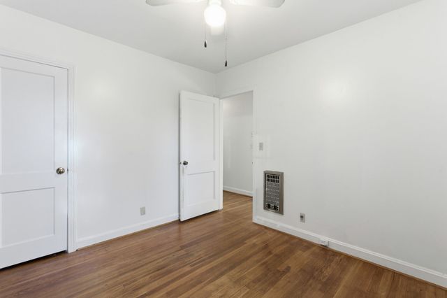 5562 Knob Rd, Nashville, TN 37209