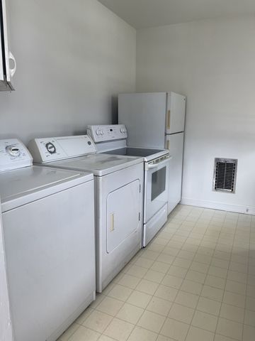 5562 Knob Rd, Nashville, TN 37209