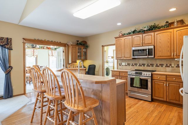 413 NE 17th Street, Ankeny, IA 50021