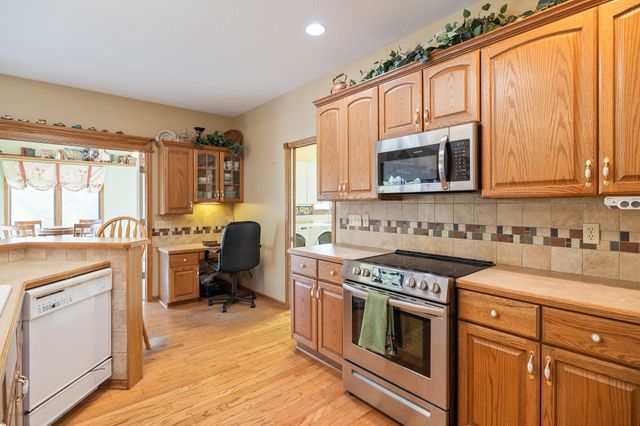 413 NE 17th Street, Ankeny, IA 50021