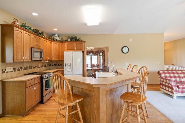 413 NE 17th Street, Ankeny, IA 50021