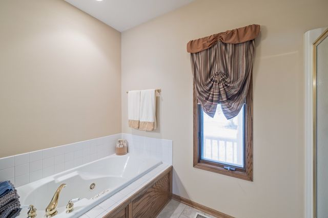 413 NE 17th Street, Ankeny, IA 50021