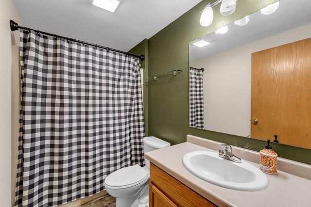 W6860 Wood AVENUE, Delavan, WI 53115