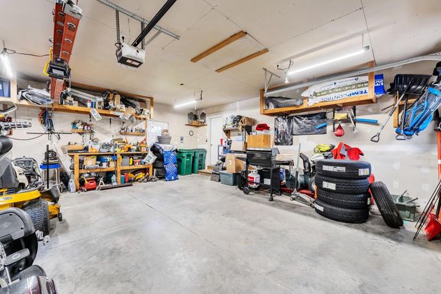 W6860 Wood AVENUE, Delavan, WI 53115