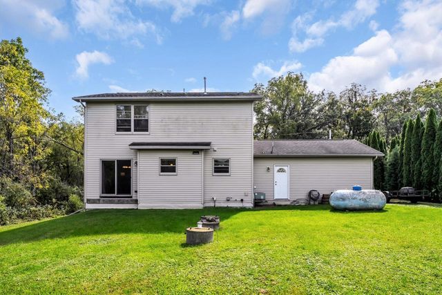 W6860 Wood AVENUE, Delavan, WI 53115