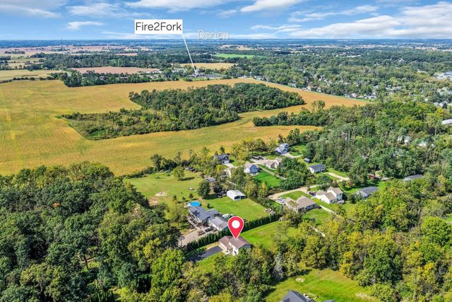 W6860 Wood AVENUE, Delavan, WI 53115
