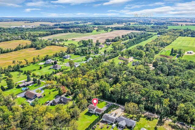 W6860 Wood AVENUE, Delavan, WI 53115