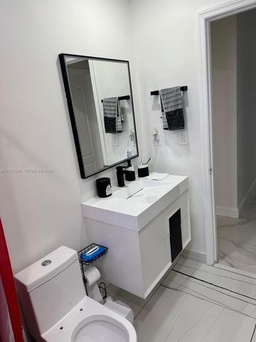 13370 SW 261st Ter, Homestead, FL 33032