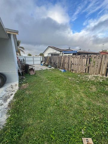 13370 SW 261st Ter, Homestead, FL 33032