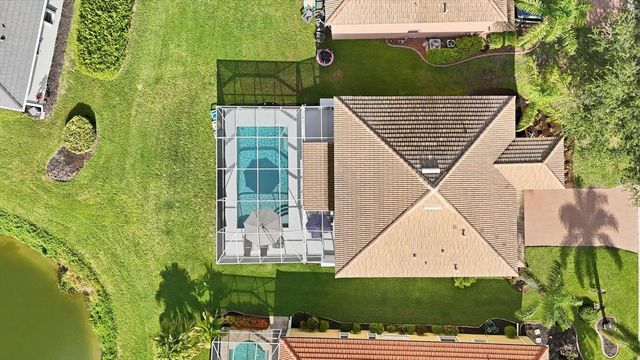 6904 74TH STREET CIRCLE E, Bradenton, FL 34203