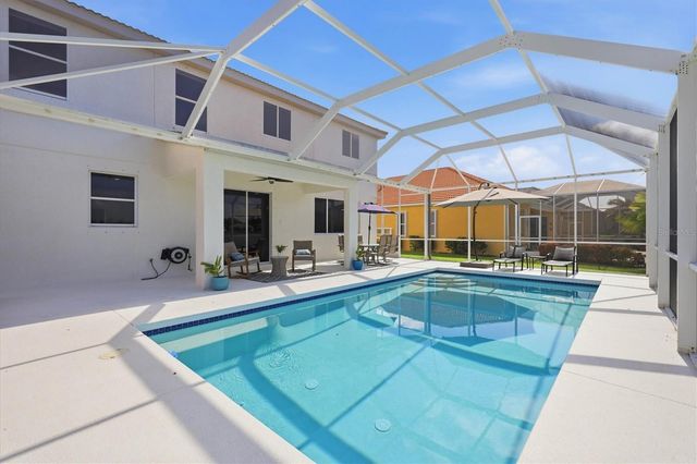 6904 74TH STREET CIRCLE E, Bradenton, FL 34203
