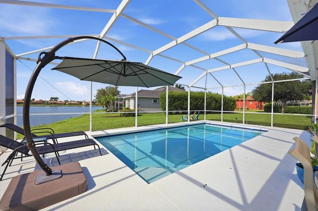 6904 74TH STREET CIRCLE E, Bradenton, FL 34203