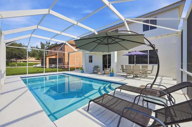 6904 74TH STREET CIRCLE E, Bradenton, FL 34203