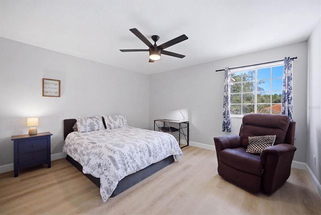 6904 74TH STREET CIRCLE E, Bradenton, FL 34203