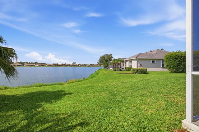 6904 74TH STREET CIRCLE E, Bradenton, FL 34203