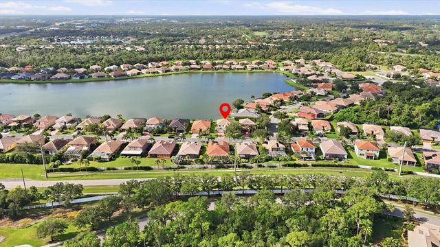 6904 74TH STREET CIRCLE E, Bradenton, FL 34203