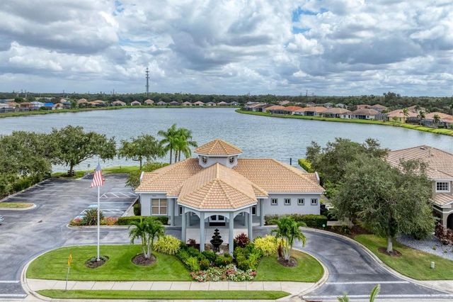 6904 74TH STREET CIRCLE E, Bradenton, FL 34203