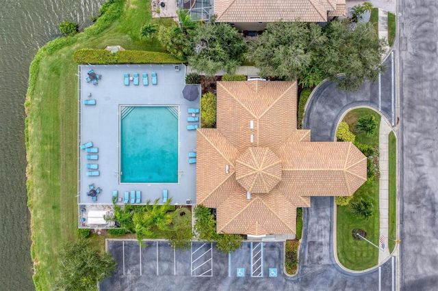 6904 74TH STREET CIRCLE E, Bradenton, FL 34203