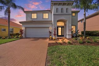 6904 74TH STREET CIRCLE E, Bradenton, FL 34203